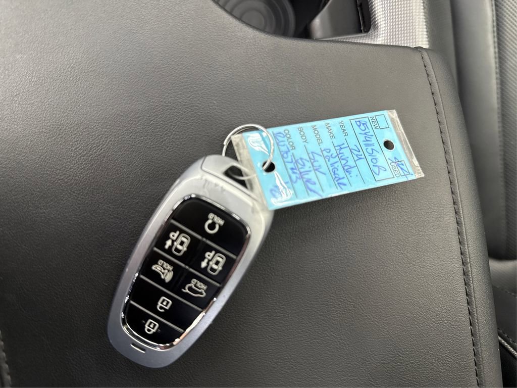 Used 2024 Hyundai Palisade Calligraphy image 45