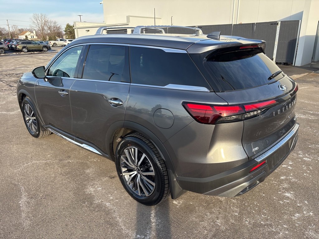 Used 2023 INFINITI QX60 Sensory w/ Vision Package image 5