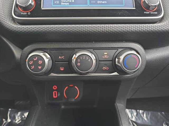 Used 2023 Nissan Kicks S w/ Interior Electronics Package FWD image 32