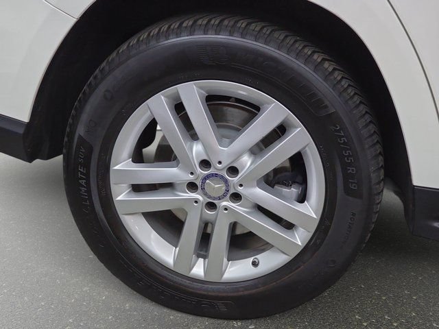 Used 2014 Mercedes-Benz GL 450 4MATIC image 32