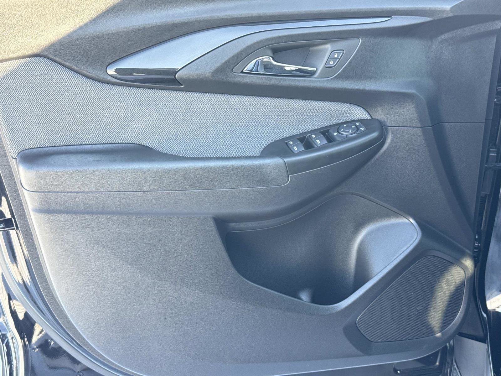 Used 2023 Chevrolet TrailBlazer LT image 17