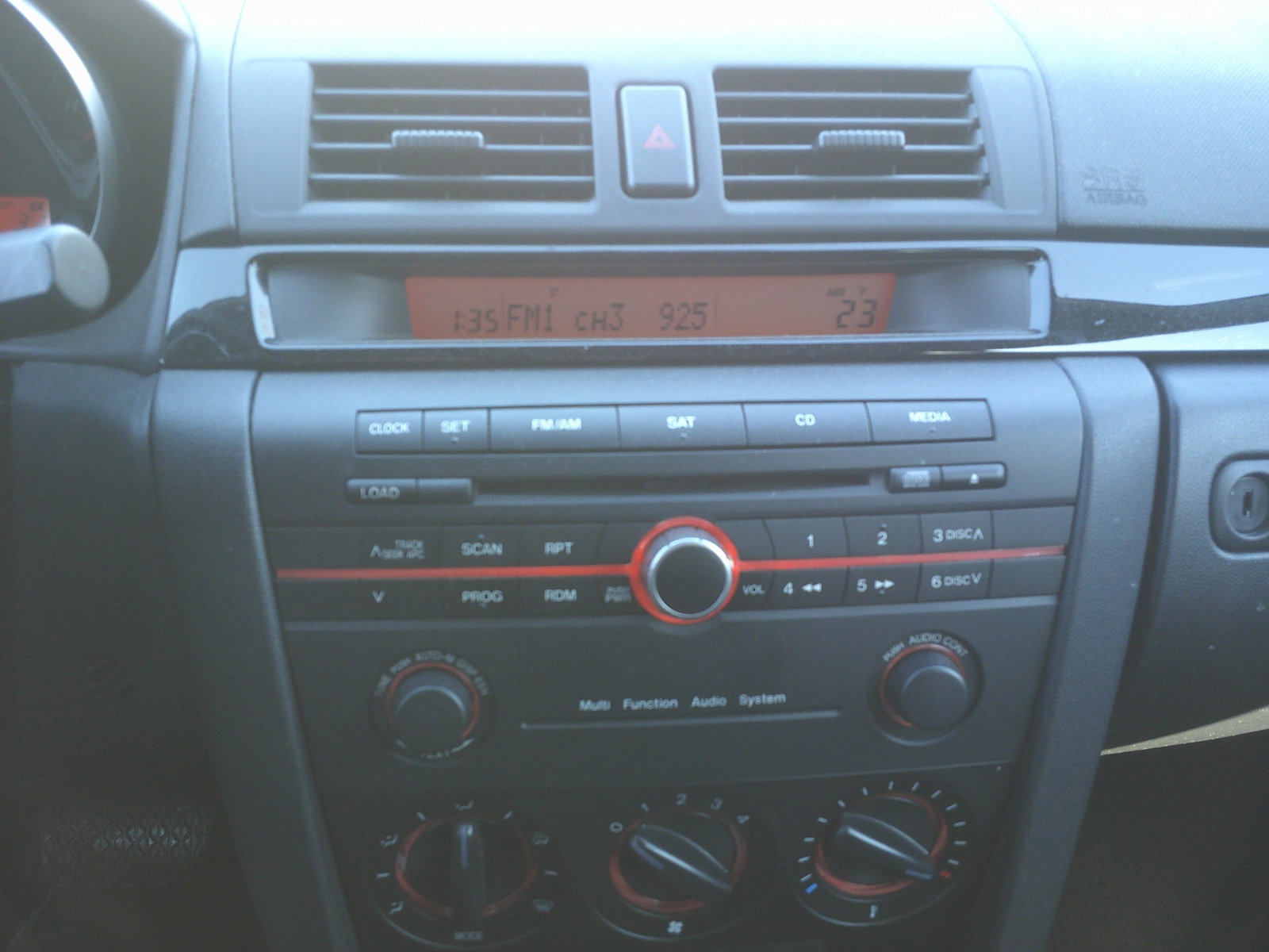 Used 2006 MAZDA MAZDA3 I image 15