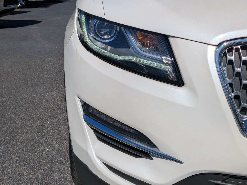 Used 2019 Lincoln MKC Select w/ Select Plus Package FWD image 9