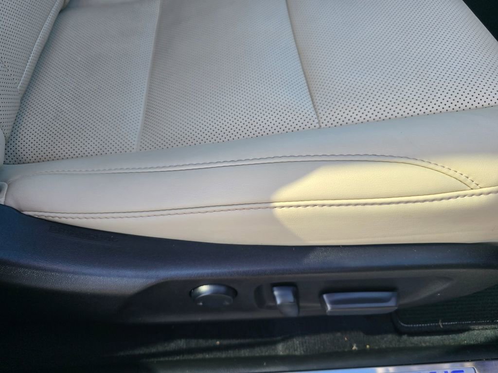 Used 2021 Lexus RX 450h AWD w/ Premium Package image 20