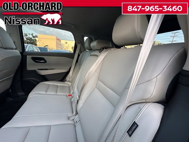 Used 2023 Nissan Rogue SL FWD image 12
