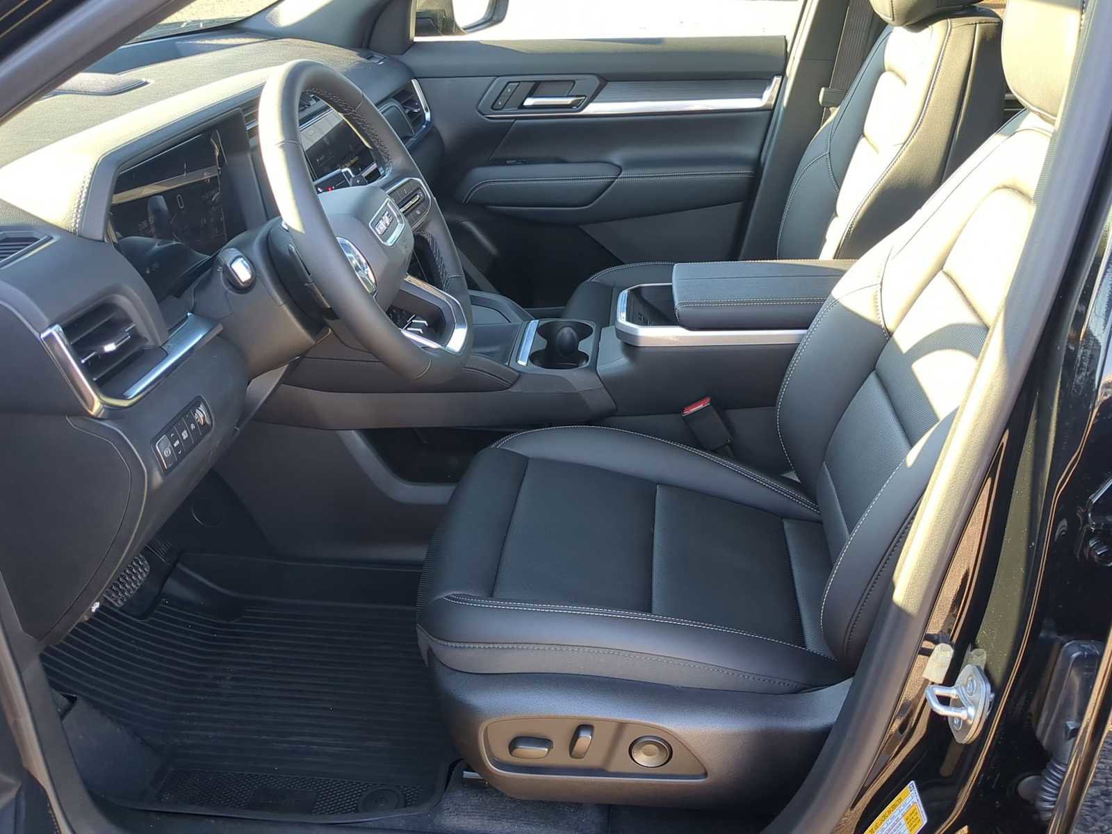 New 2026 GMC Terrain Elevation w/ Elevation Premium Package image 14