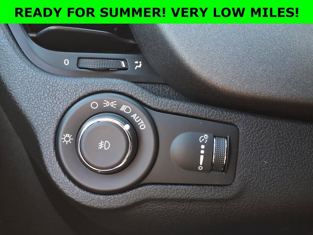 Used 2022 FIAT 500X Trekking w/ Cold Weather Group image 22