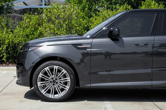 New 2026 Land Rover Range Rover Sport Dynamic SE AWD/4WD image 12