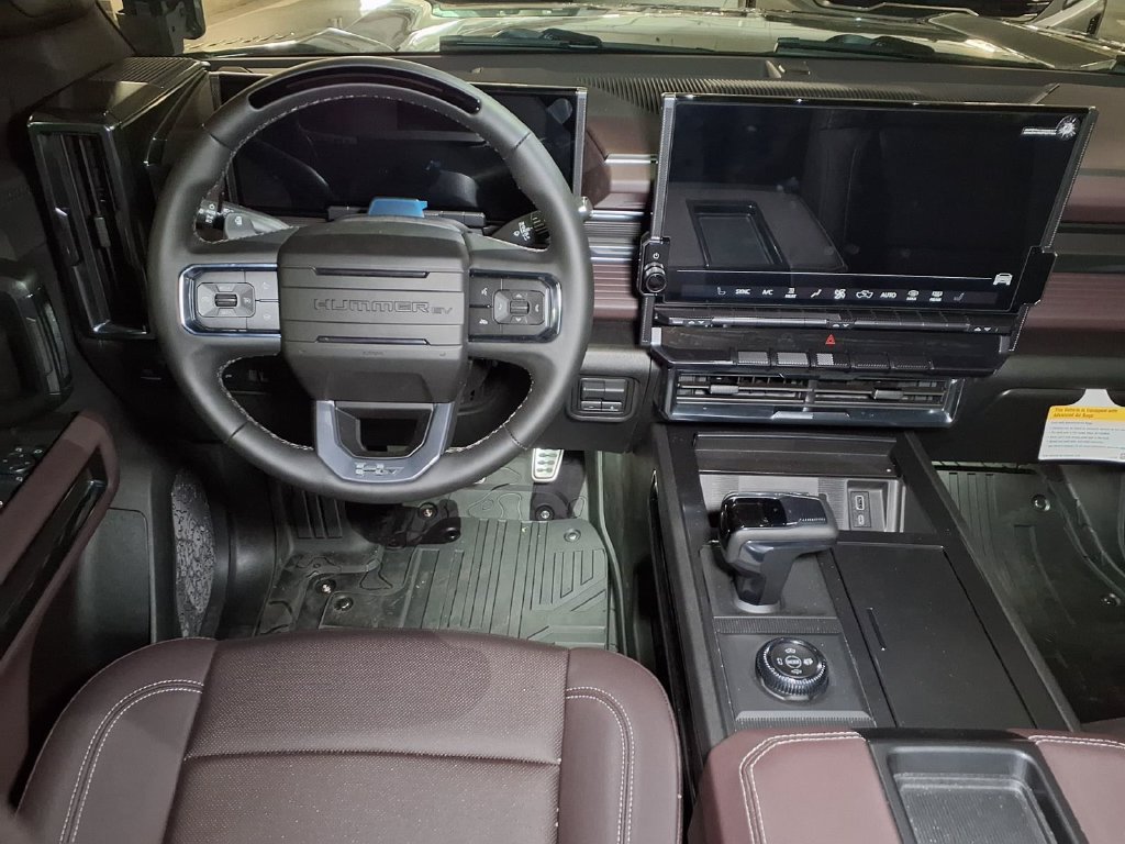 New 2026 GMC Hummer EV 4x4 Crew Cab w/ LPO, Illumination Package image 14
