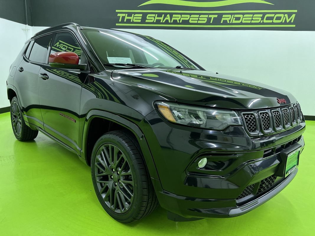 Used 2023 Jeep Compass Limited AWD/4WD image 2