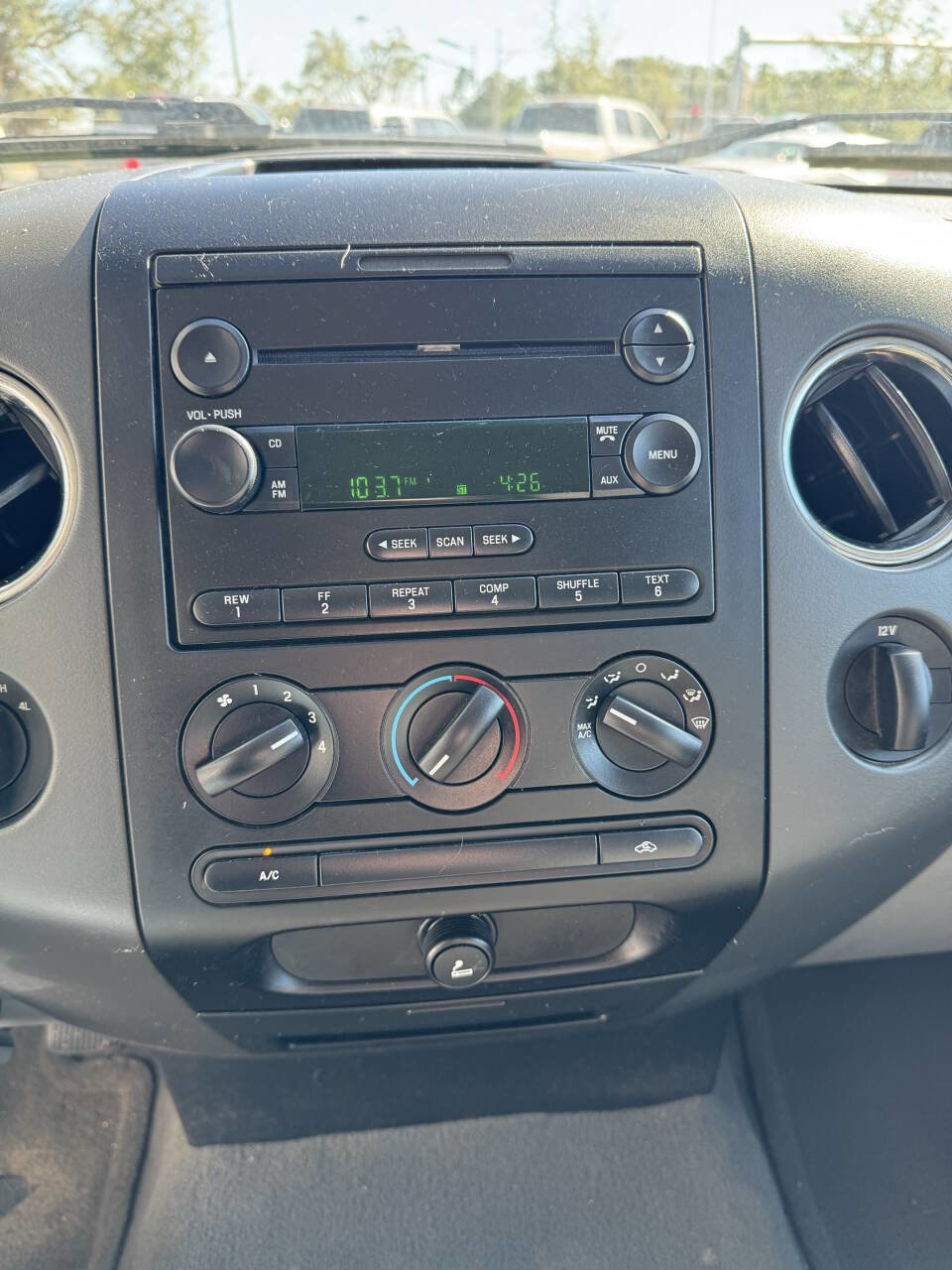 Used 2005 Ford F150 XL image 6