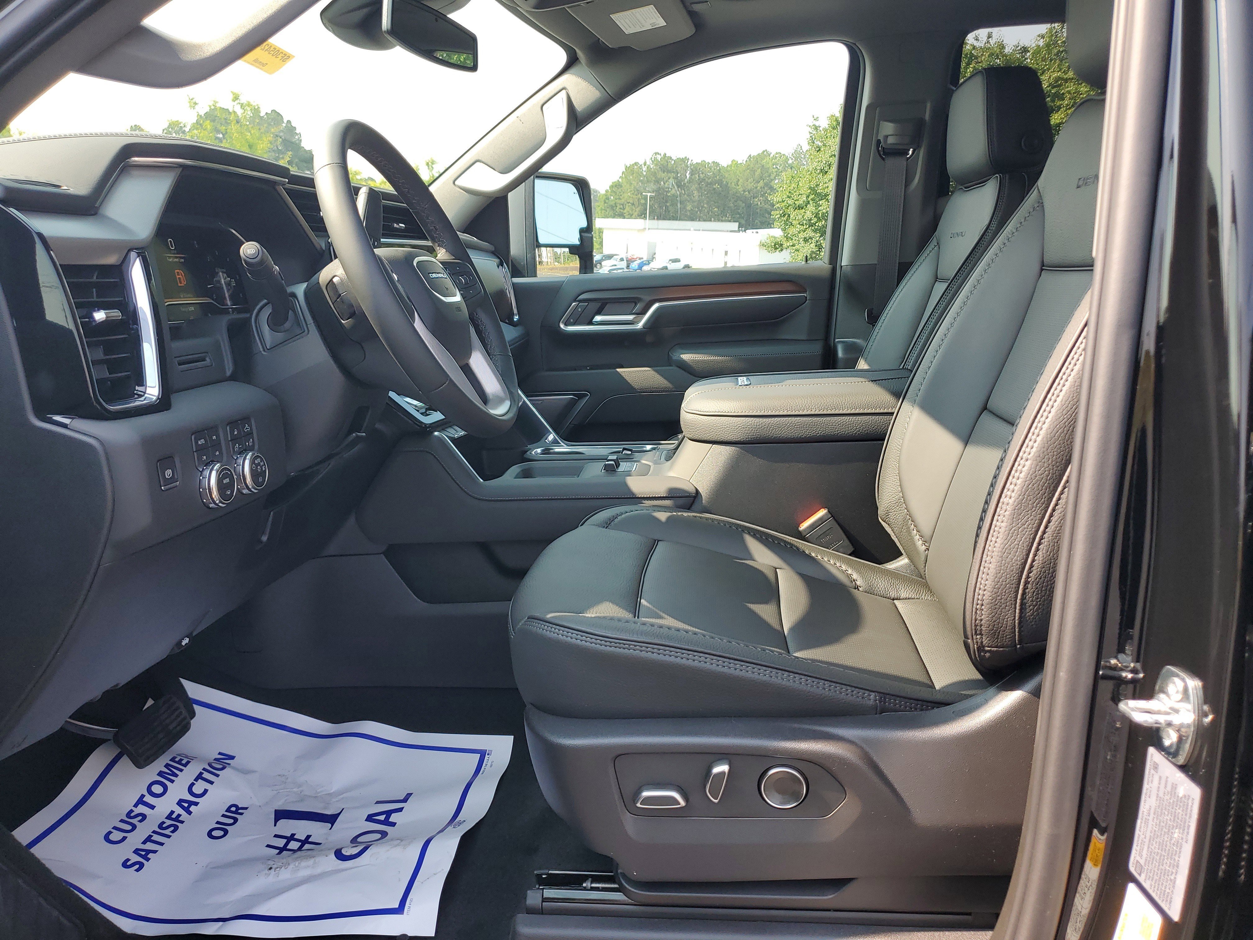 New 2025 GMC Sierra 2500 Denali image 18