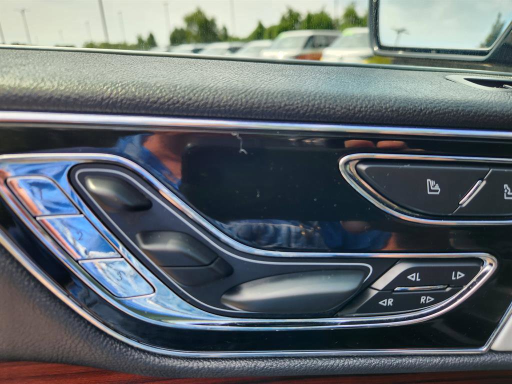 Used 2023 Lincoln Navigator Reserve image 36