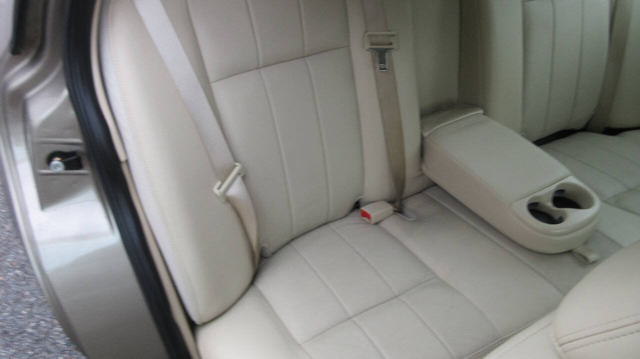 Used 2006 Mercury Grand Marquis LS RWD image 21