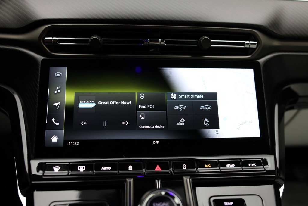 New 2025 Aston Martin V8 Vantage Coupe image 19