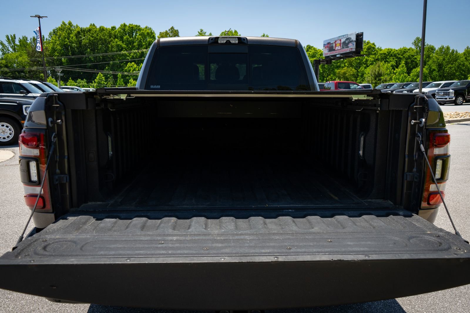 Used 2022 RAM 2500 Limited AWD/4WD image 18