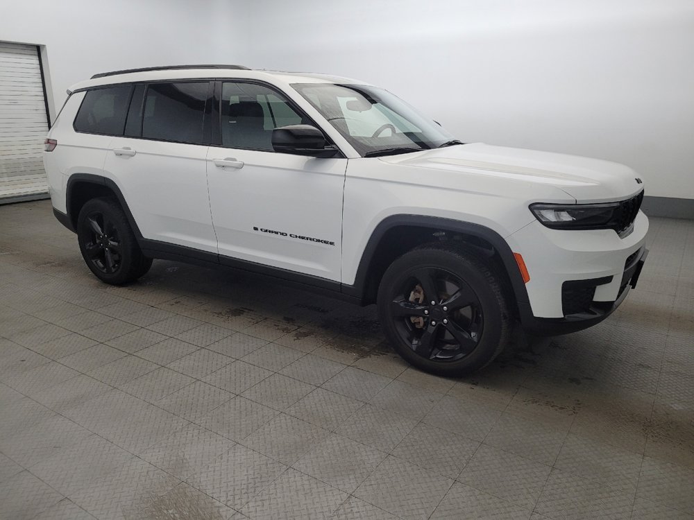 Used 2022 Jeep Grand Cherokee L Laredo image 11