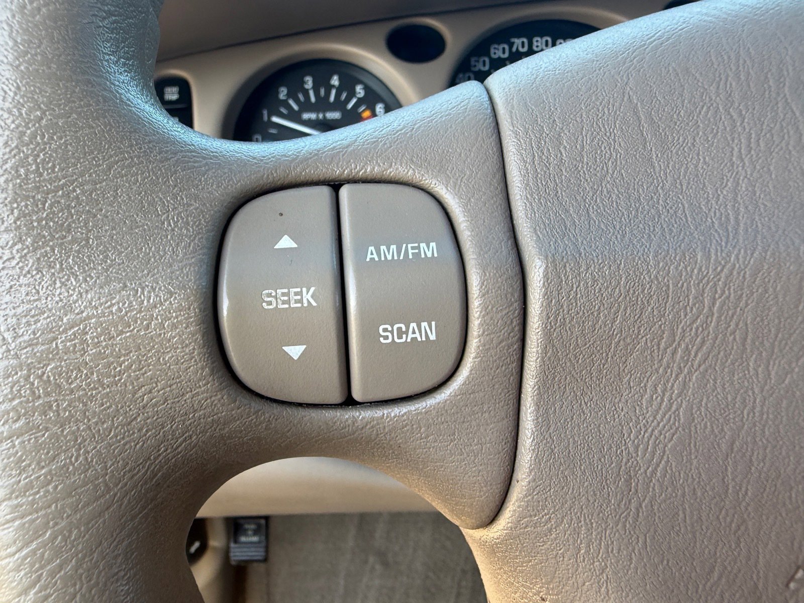 Used 2001 Buick Le Sabre Custom w/ Prestige Pkg image 19