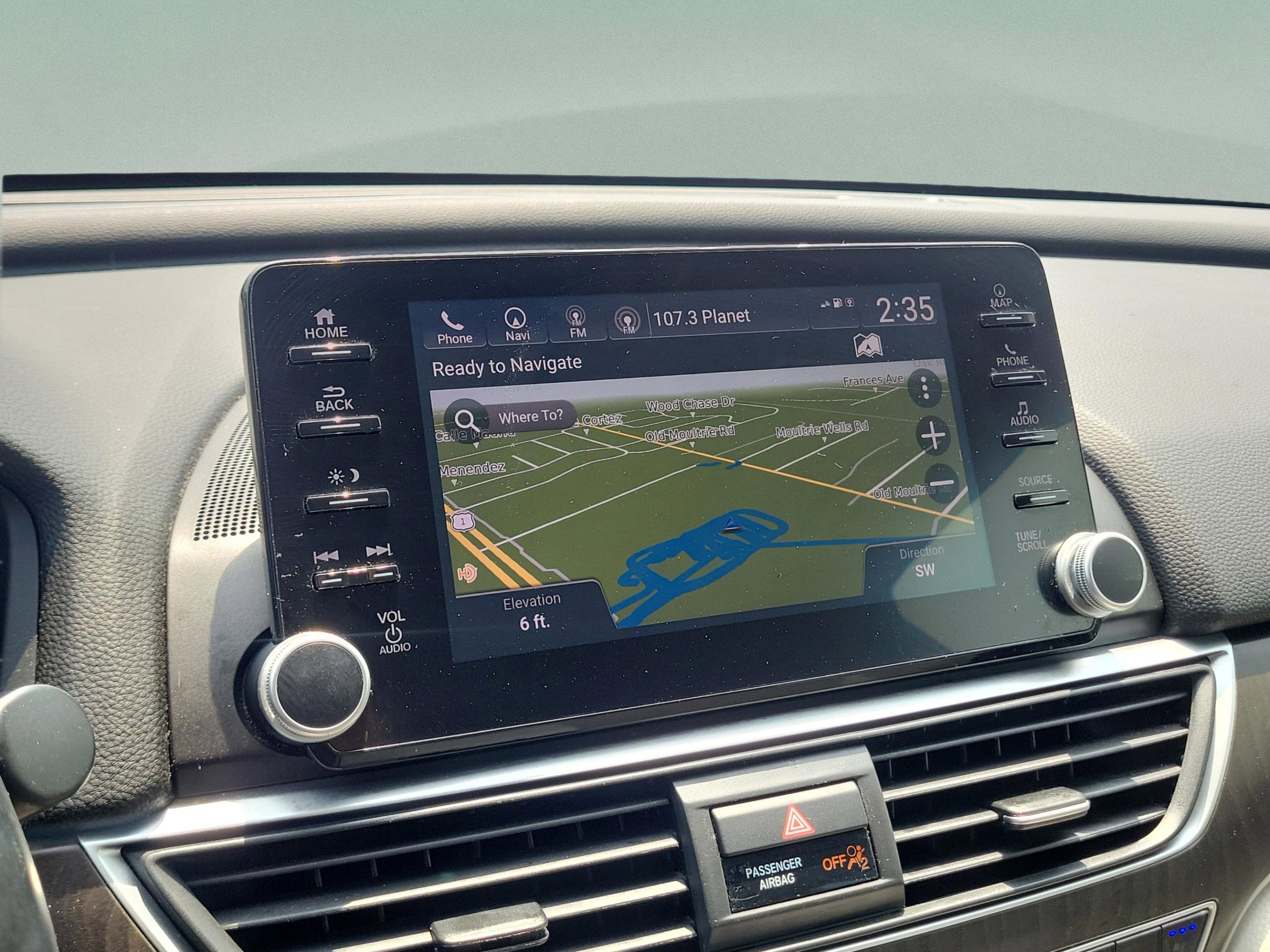Used 2018 Honda Accord Touring image 33