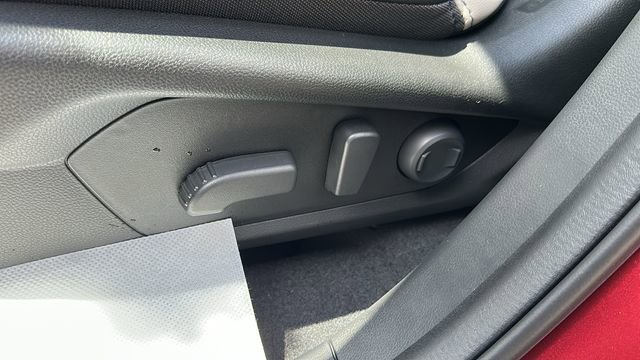 New 2025 Subaru Forester Limited image 8