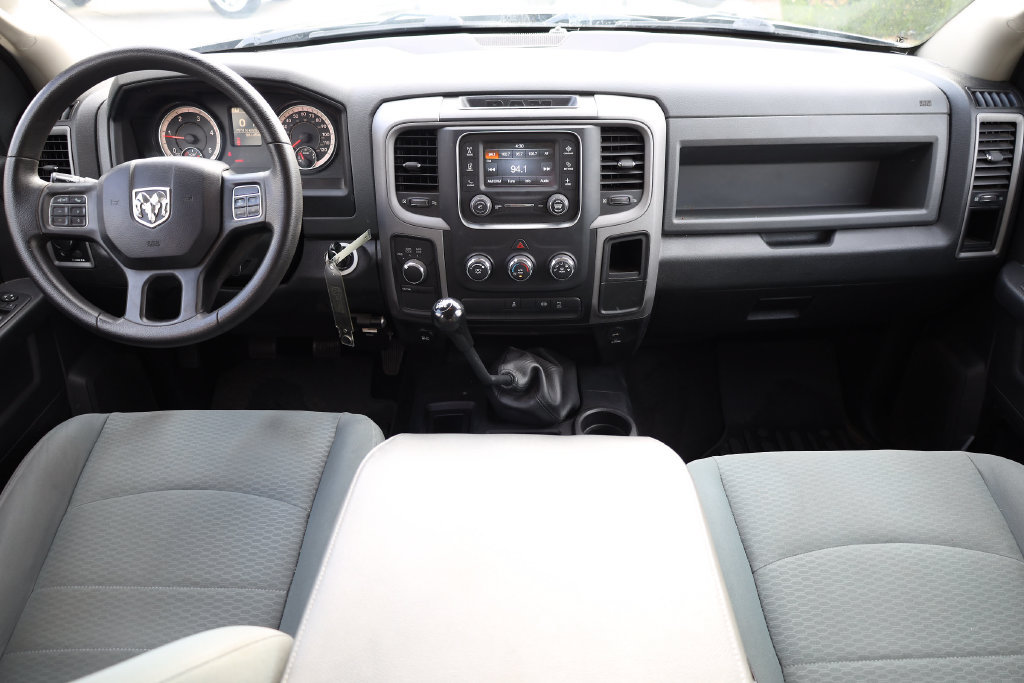 Used 2016 RAM 2500 Tradesman w/ Chrome Appearance Group AWD/4WD image 18