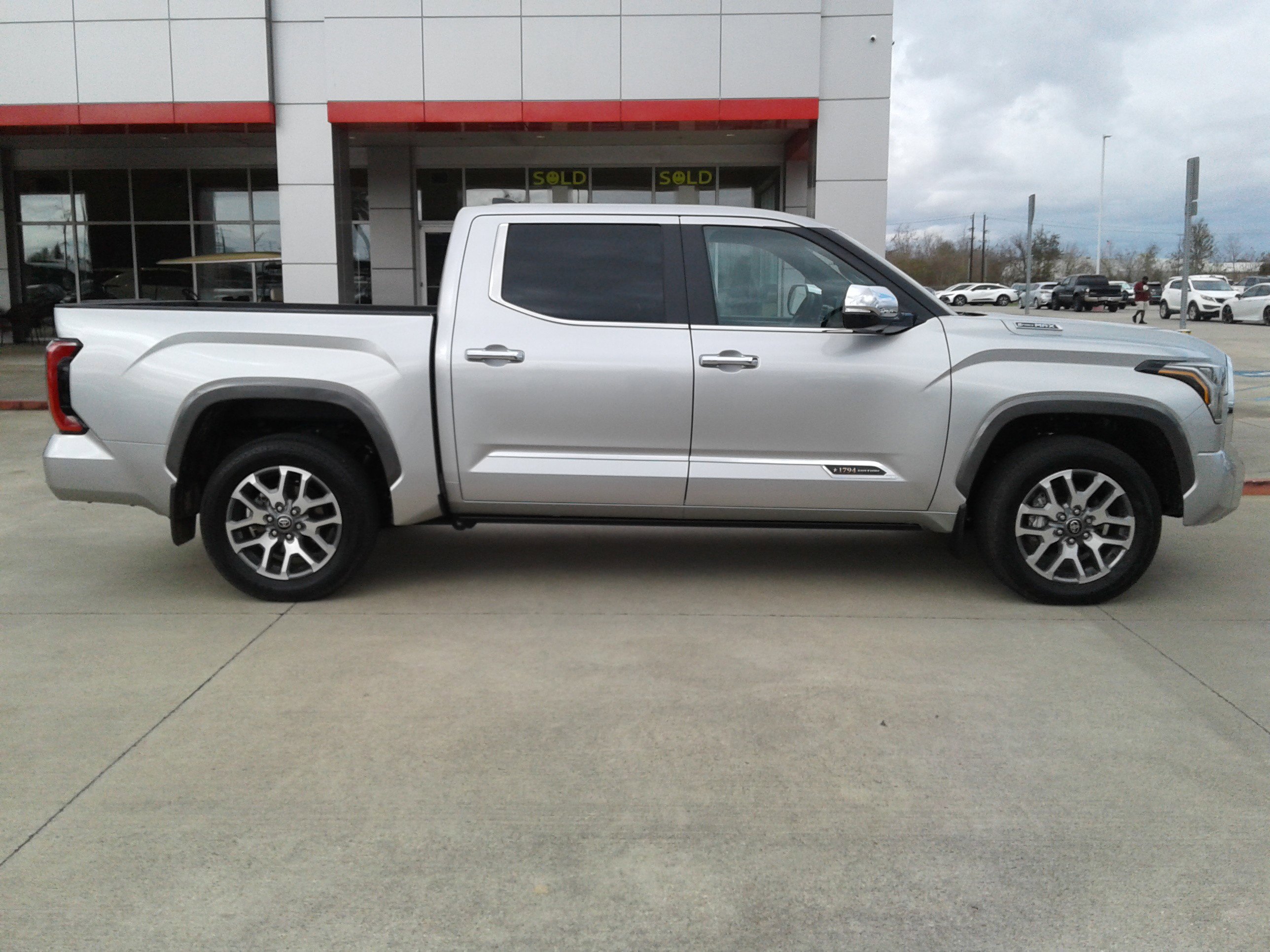 Used 2025 Toyota Tundra 1794 Edition image 8