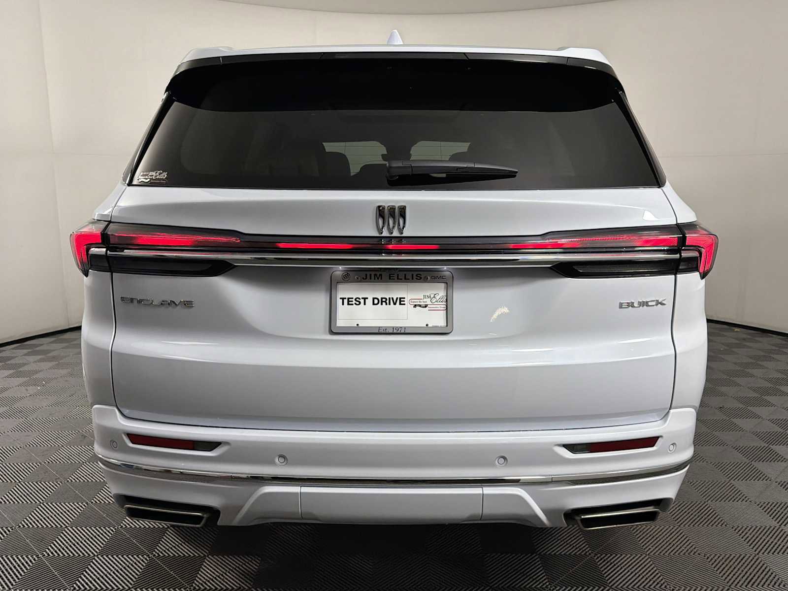 New 2026 Buick Enclave Avenir w/ Super Cruise Package FWD image 5