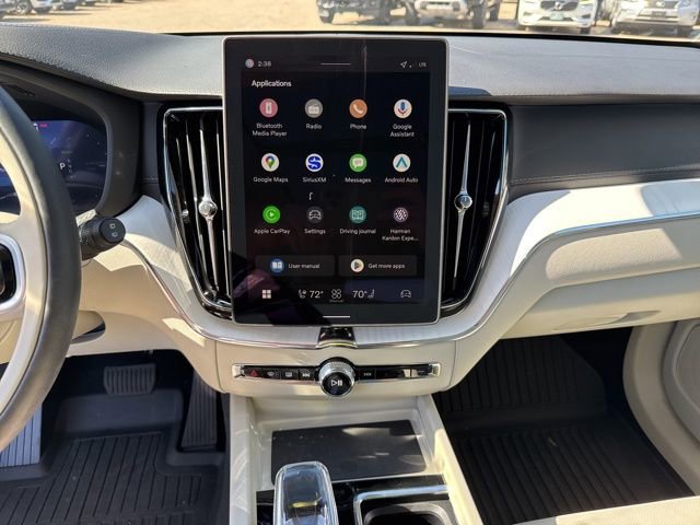 New 2026 Volvo XC60 T8 Ultra w/ Protection Package Premier image 9