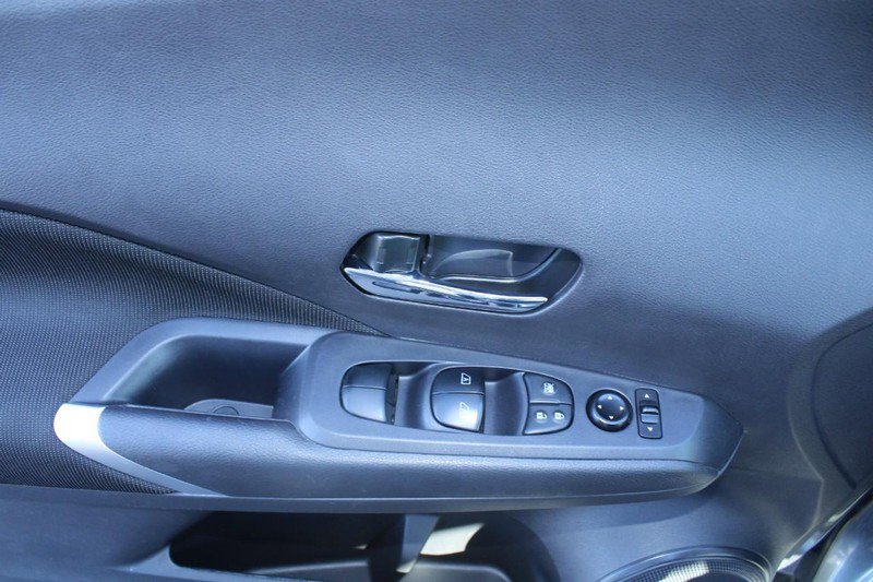 Used 2024 Nissan Kicks SV image 10