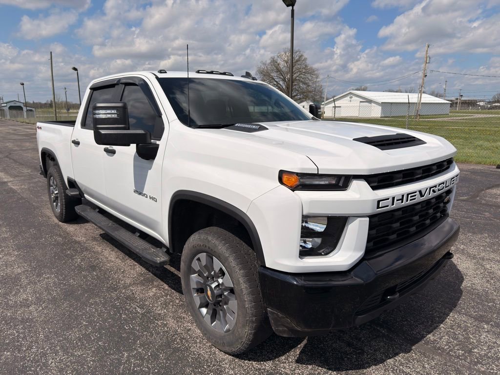 Used 2023 Chevrolet Silverado 2500 Custom w/ Custom Value Package image 4