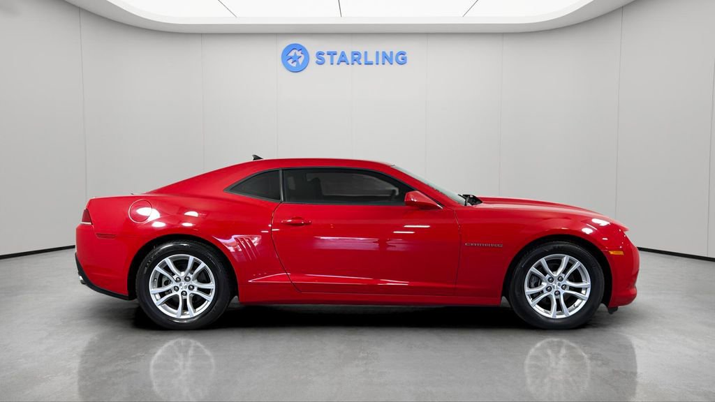 Used 2015 Chevrolet Camaro LS RWD image 4