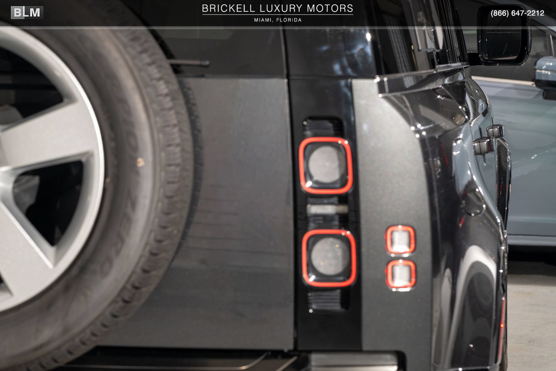 Used 2024 Land Rover Defender 110 X AWD/4WD image 56