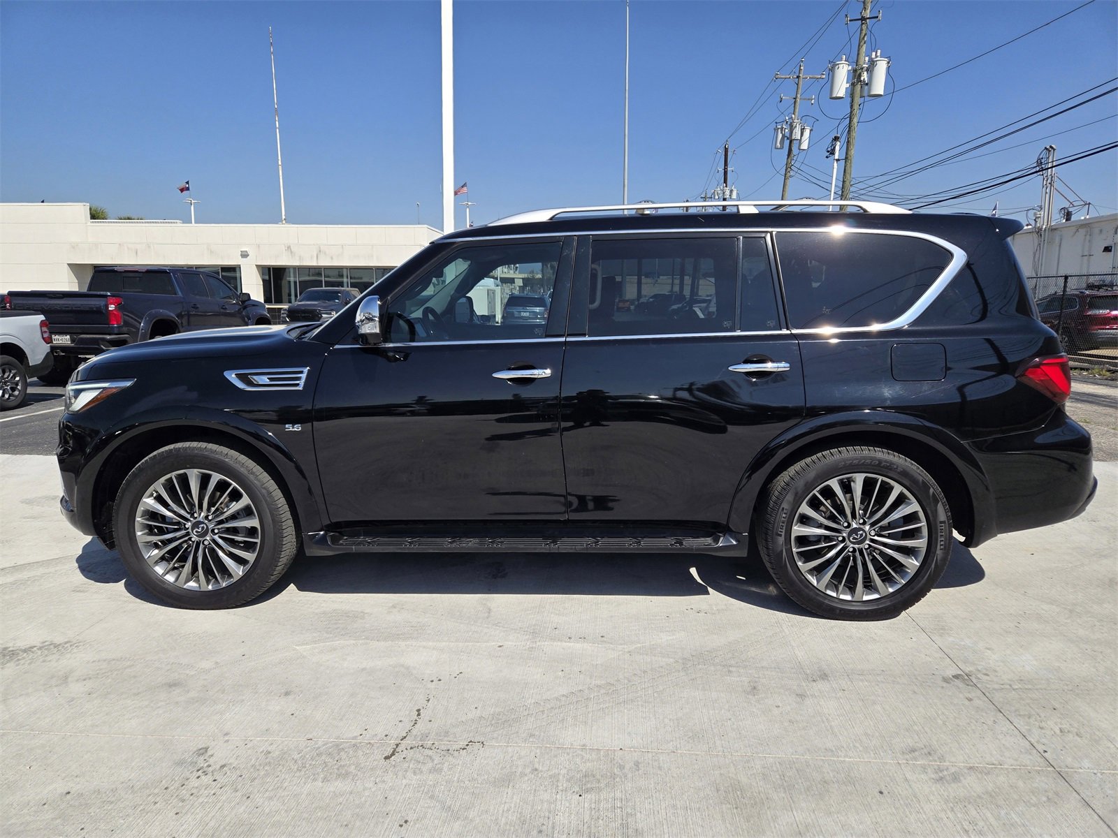 Used 2020 INFINITI QX80 Luxe w/ Sensory Package image 4