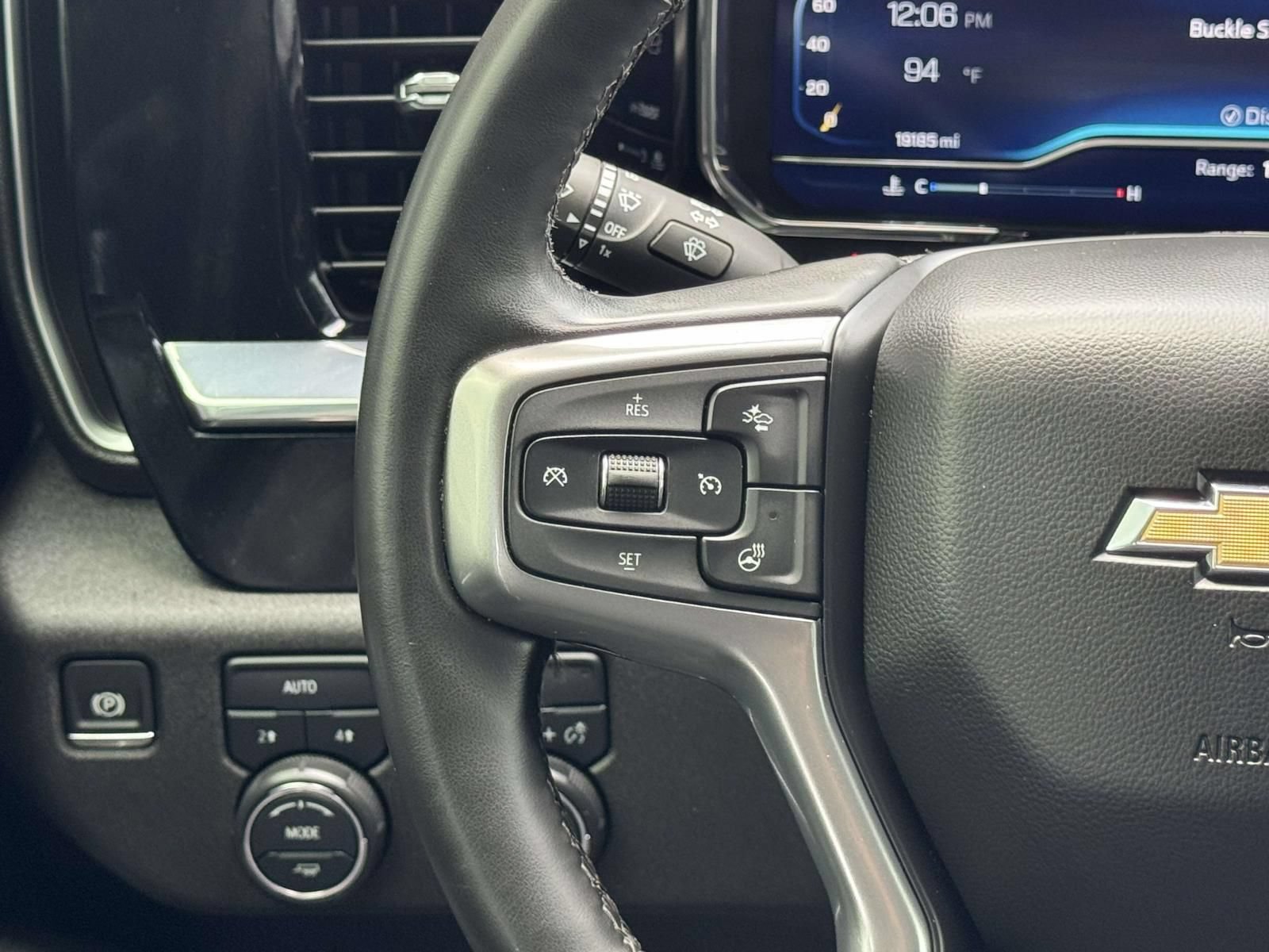 Used 2024 Chevrolet Silverado 1500 LT AWD/4WD image 18