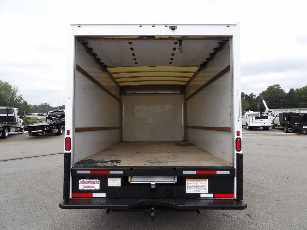 Used 2021 GMC Savana 3500 Extended w/ Power Convenience Package RWD image 38
