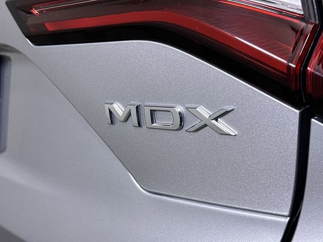 Used 2025 Acura MDX FWD image 33