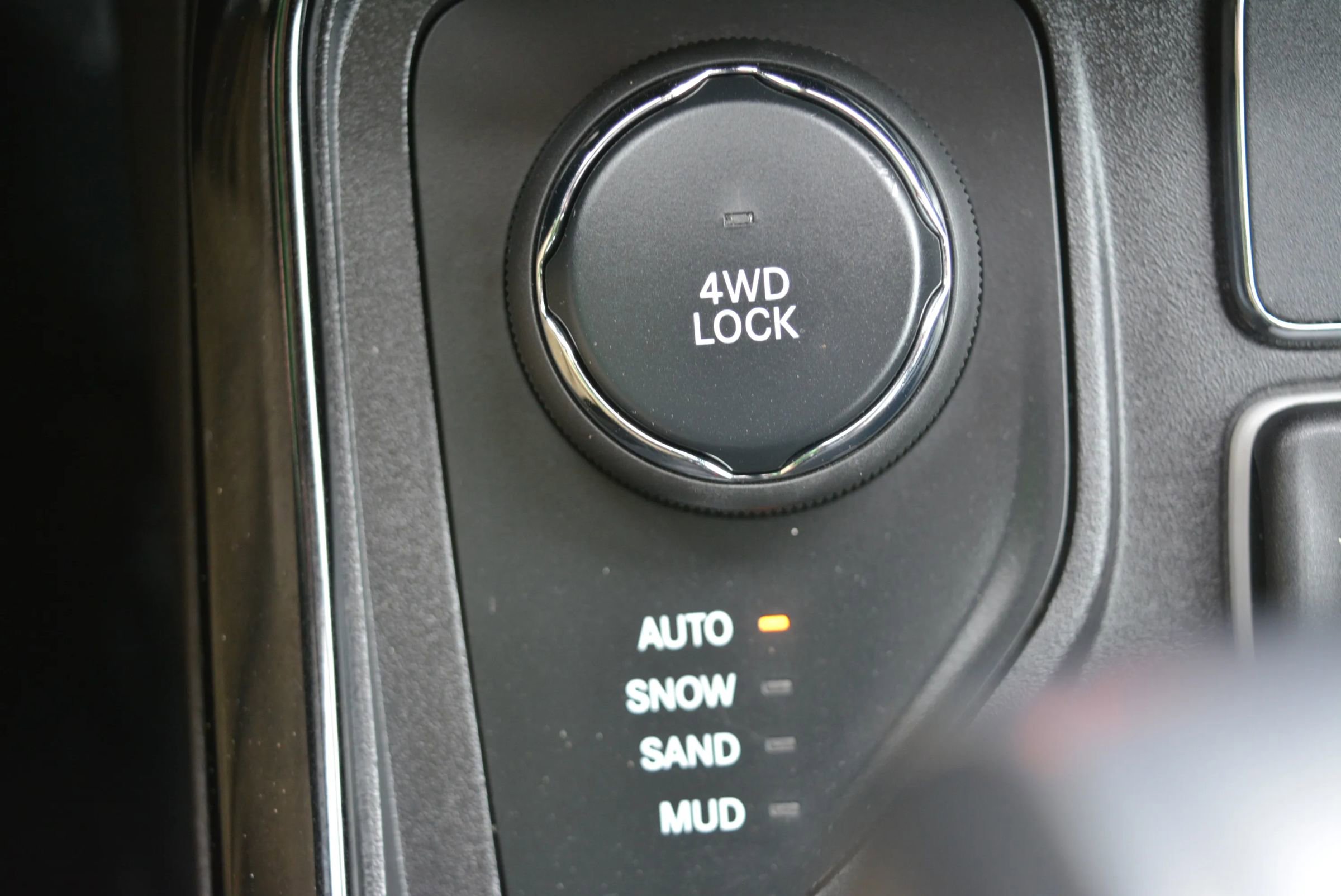 Used 2021 Jeep Compass Limited image 28