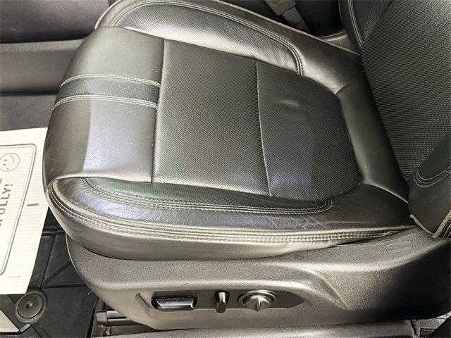 Used 2020 Chevrolet Silverado 3500 High Country w/ Technology Package image 19