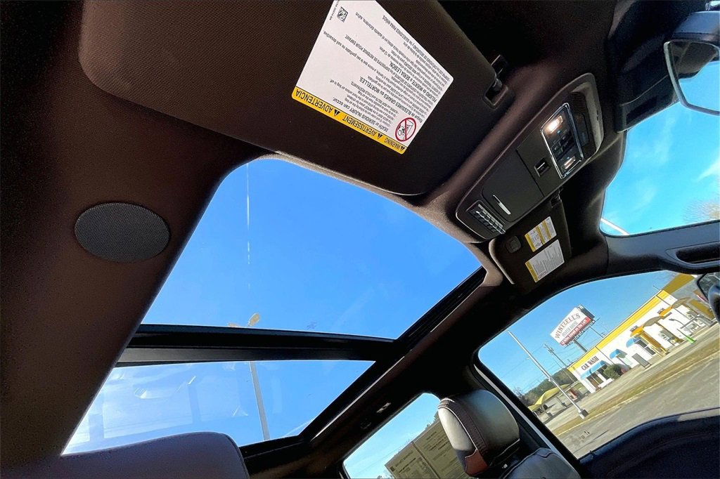 Used 2026 Ford F250 King Ranch w/ Chrome Package image 23