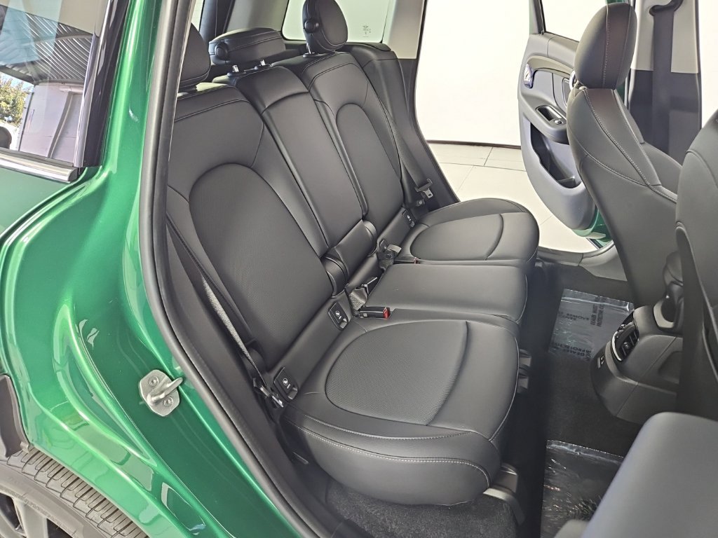 Certified 2024 MINI Cooper Countryman S FWD image 20