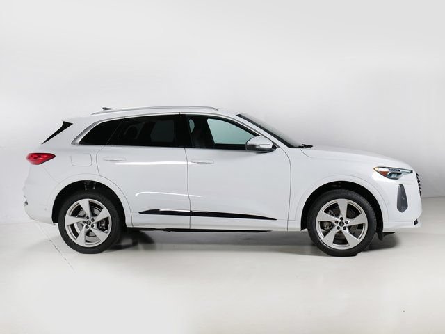 Used 2025 Audi Q5 Premium Plus AWD/4WD image 30
