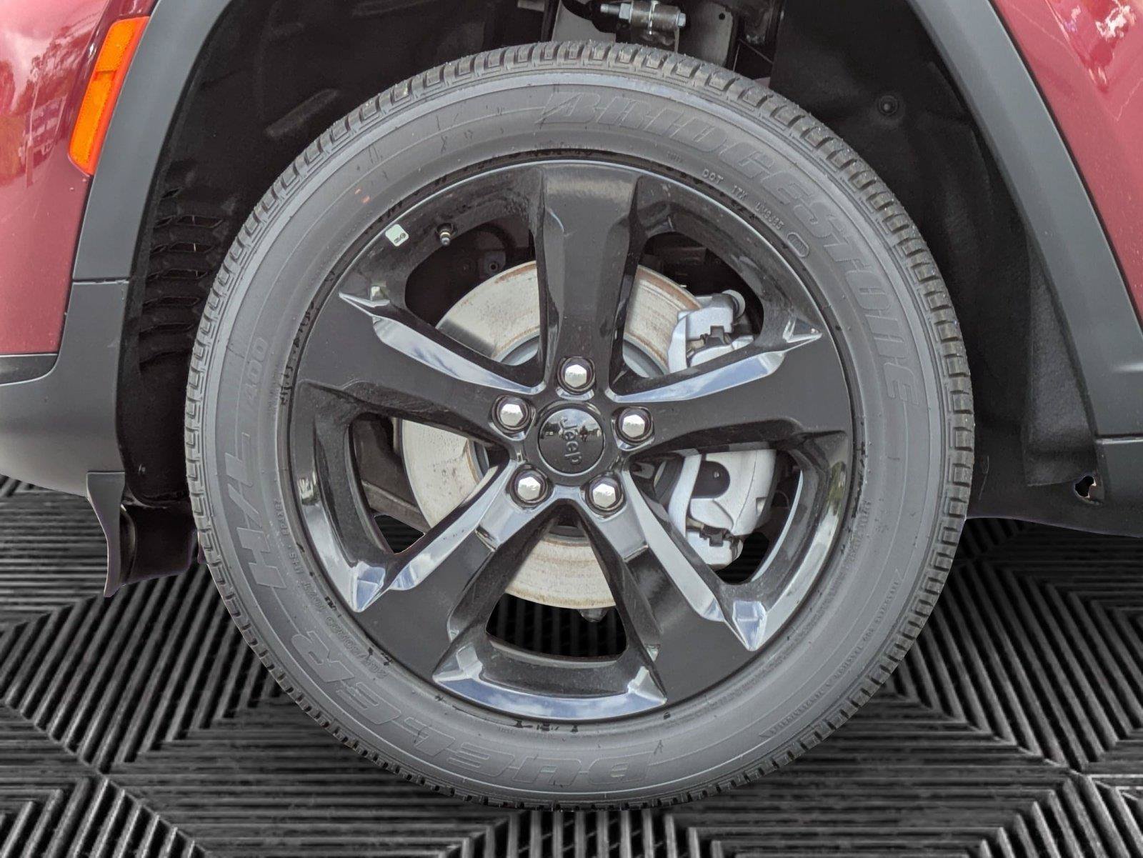 New 2025 Jeep Grand Cherokee L Altitude AWD/4WD image 9