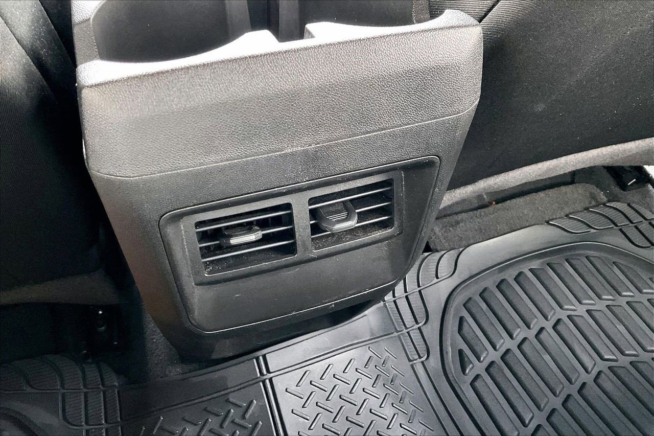 Used 2024 Chevrolet Colorado Trail Boss w/ Advanced Trailering Package image 17