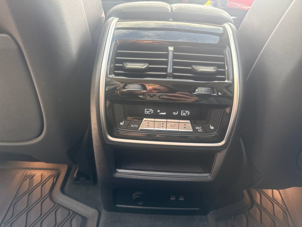 New 2026 BMW X7 xDrive40i AWD/4WD image 20