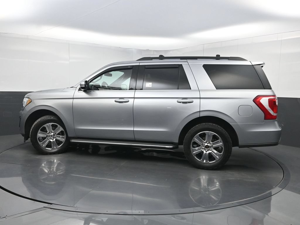 Used 2020 Ford Expedition XLT w/ Equipment Group 202A AWD/4WD image 42