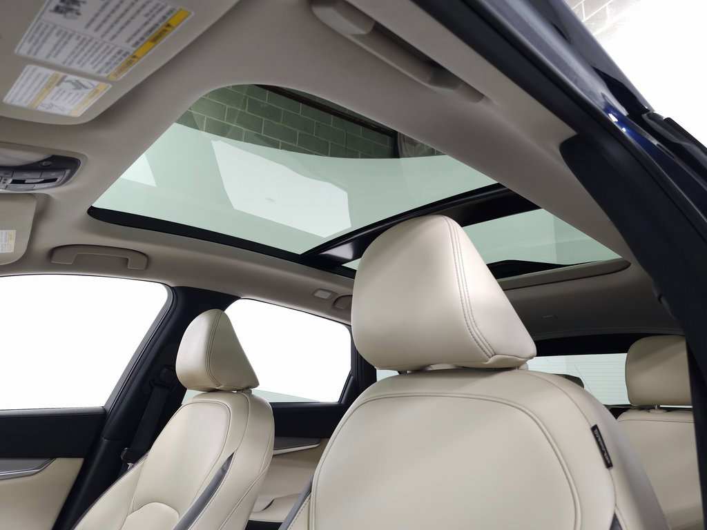 Used 2021 INFINITI QX50 Essential w/ Convenience Package image 18