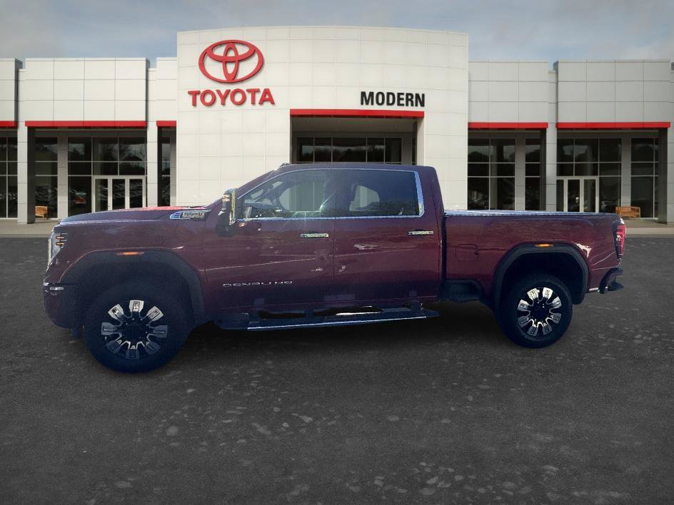 Used 2024 GMC Sierra 3500 Denali w/ Denali Reserve Package AWD/4WD image 9