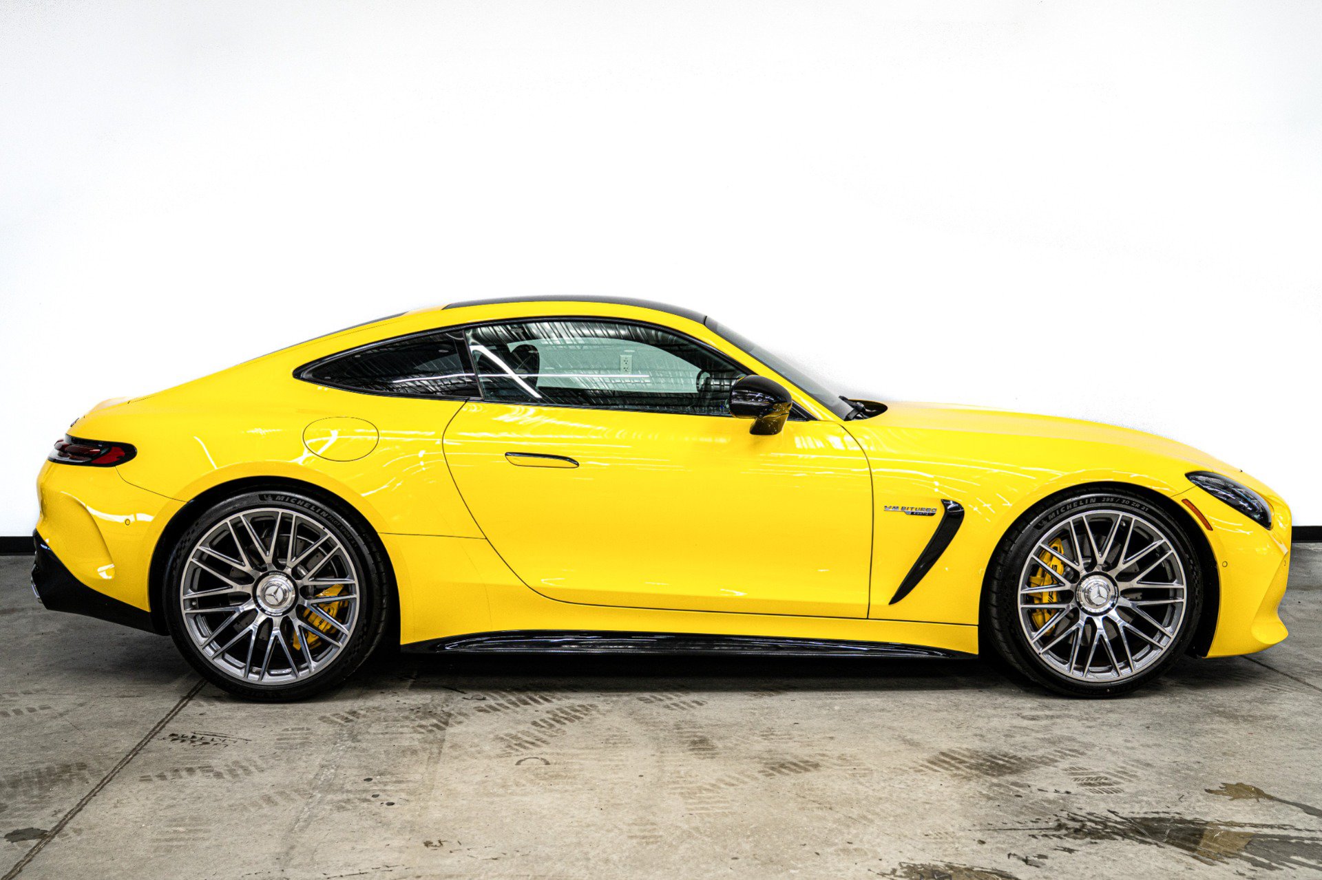 Used 2024 Mercedes-Benz AMG GT 63 image 39