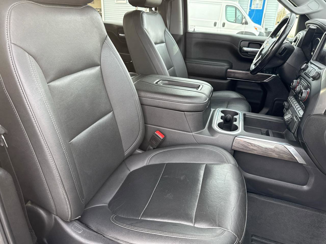 Used 2021 Chevrolet Silverado 1500 LTZ image 23