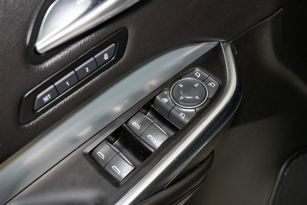 Used 2020 Cadillac XT4 Premium Luxury AWD/4WD image 11